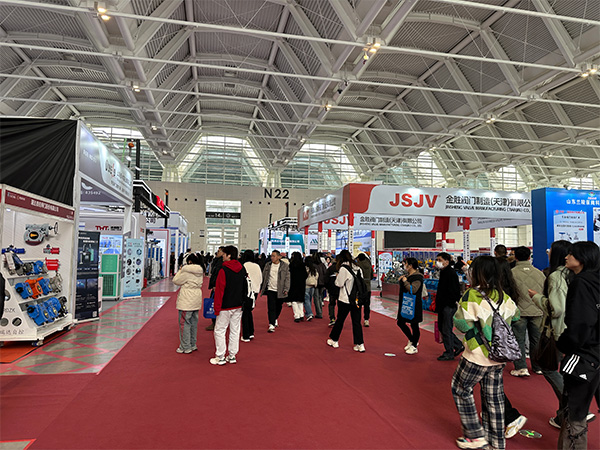 第21屆天津工博會2025智(zhì)能泵閥展(圖5) 第21屆天津(jīn)工博會(huì)2025智能泵閥(fá)展(圖5)